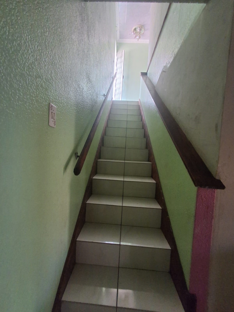 10 Bedroom Property for Sale in Bedworth Park Gauteng