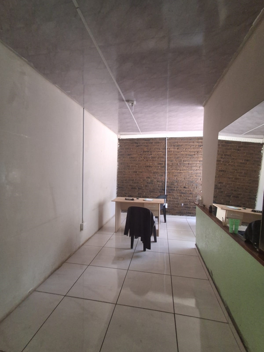 10 Bedroom Property for Sale in Bedworth Park Gauteng