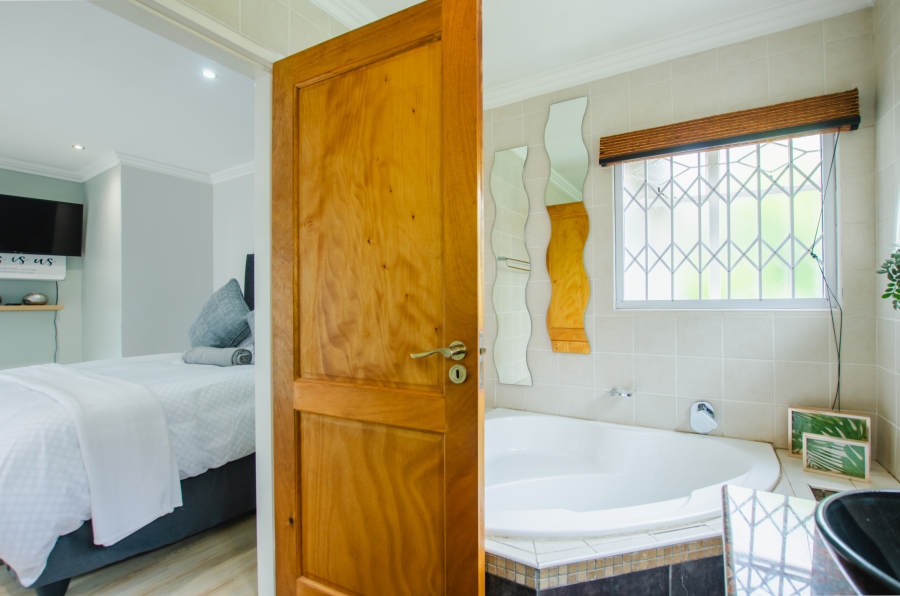 5 Bedroom Property for Sale in Rynfield Gauteng