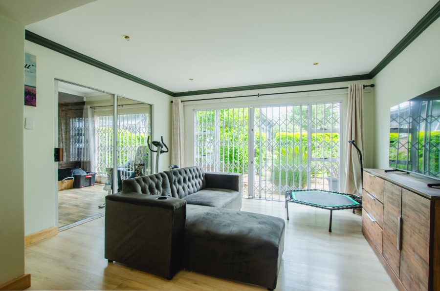 5 Bedroom Property for Sale in Rynfield Gauteng