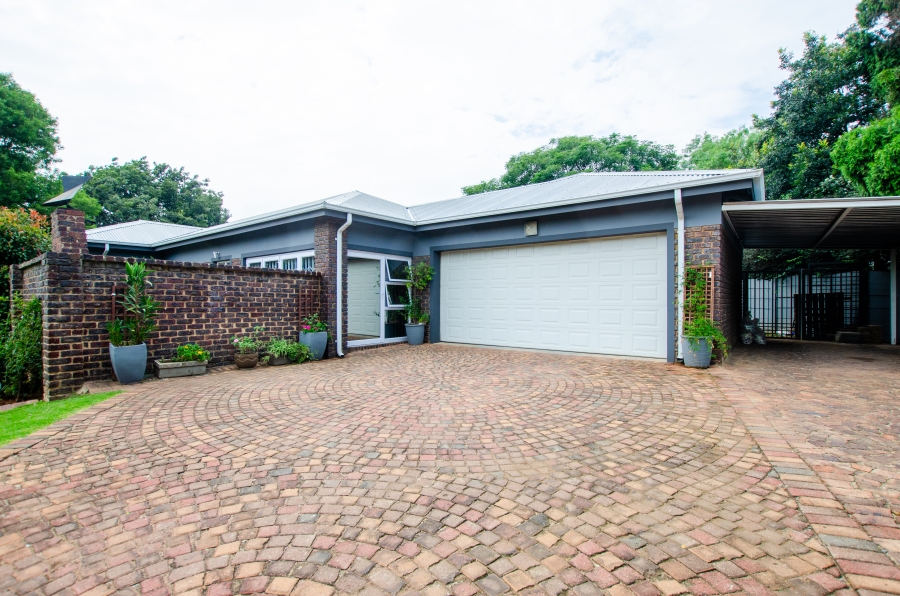 5 Bedroom Property for Sale in Rynfield Gauteng