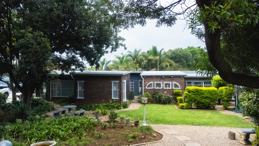 5 Bedroom Property for Sale in Rynfield Gauteng