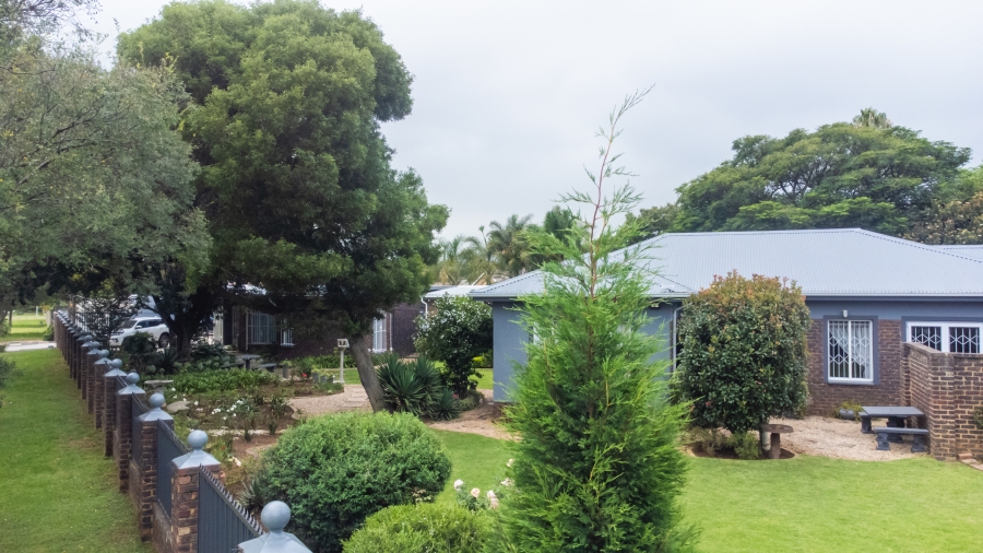 5 Bedroom Property for Sale in Rynfield Gauteng