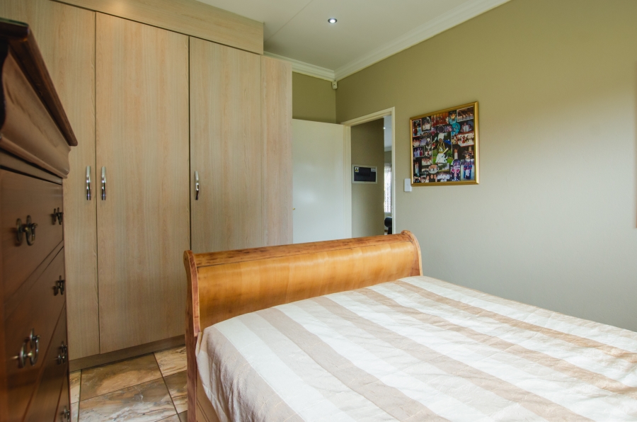 5 Bedroom Property for Sale in Rynfield Gauteng