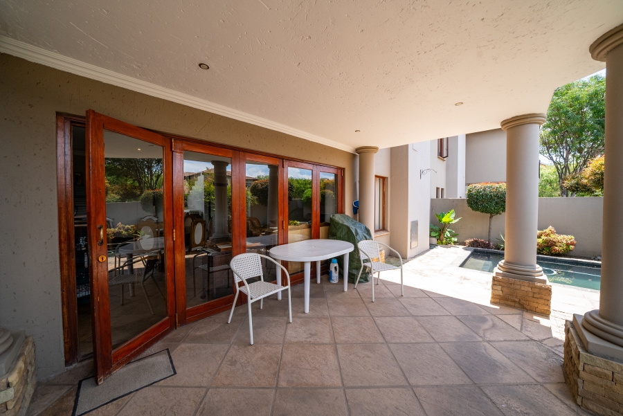 4 Bedroom Property for Sale in Sonneveld Gauteng