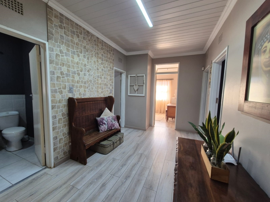 3 Bedroom Property for Sale in Vanderbijlpark SE 6 Gauteng