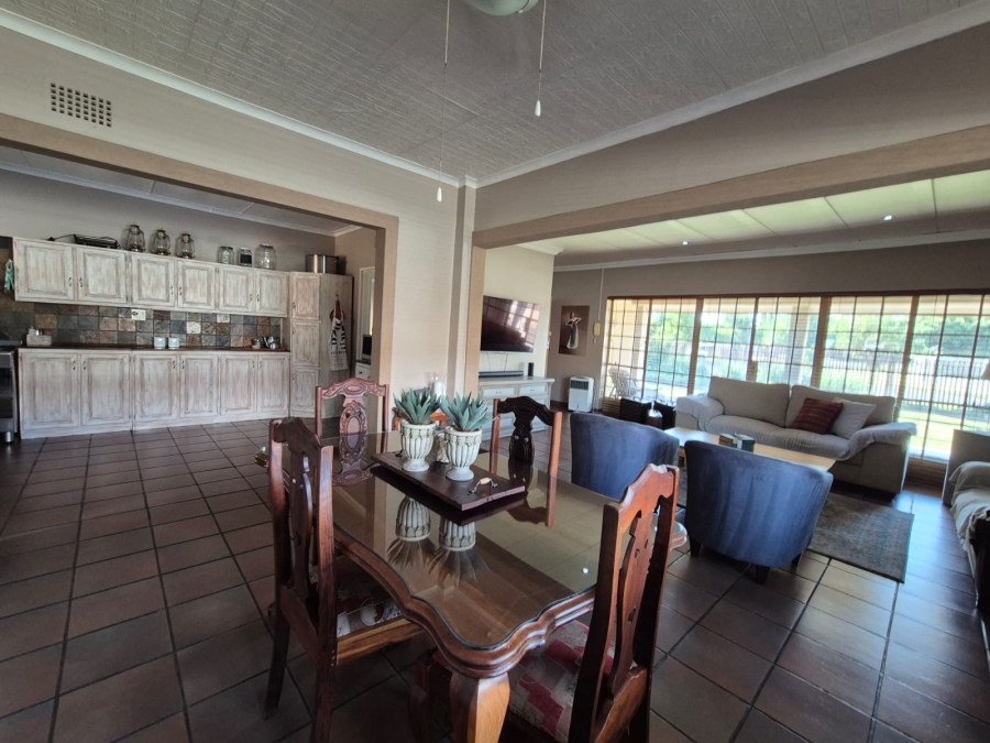 3 Bedroom Property for Sale in Vanderbijlpark SE 6 Gauteng