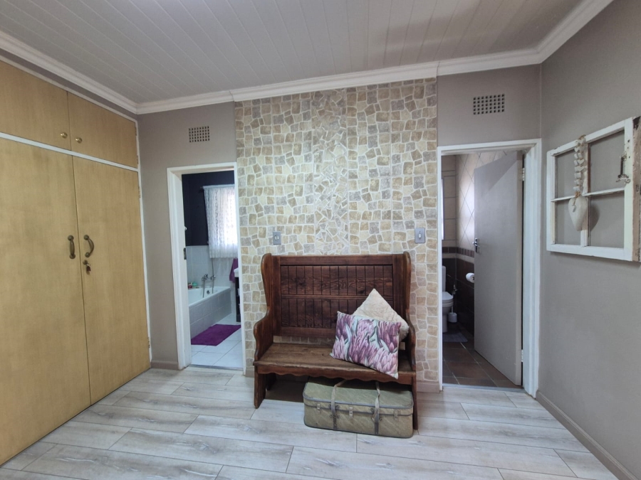 3 Bedroom Property for Sale in Vanderbijlpark SE 6 Gauteng