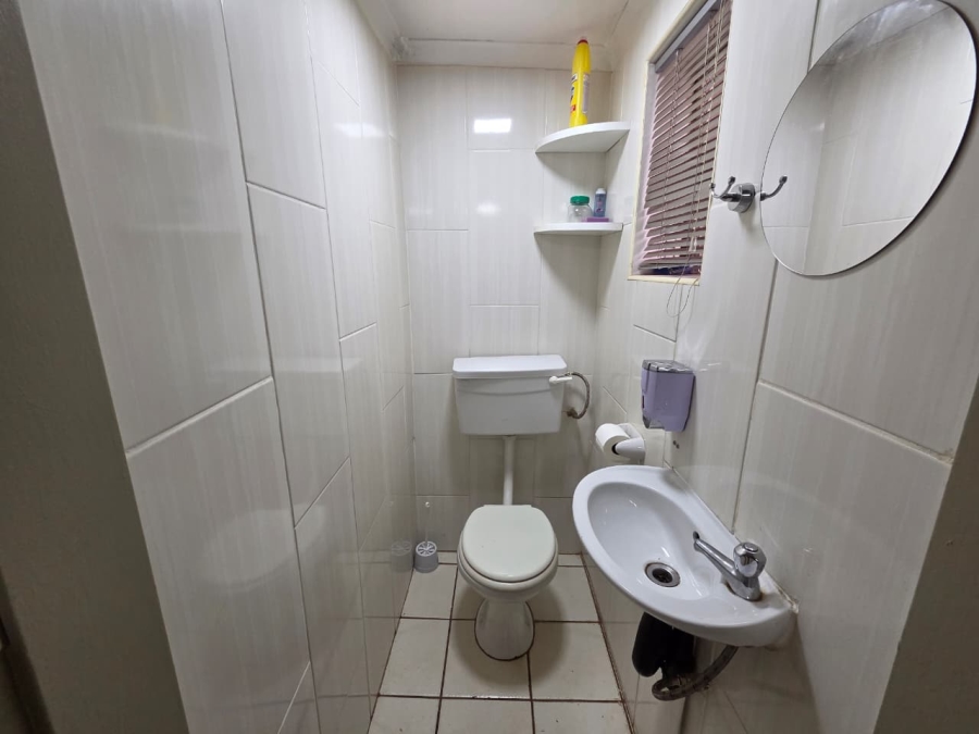 2 Bedroom Property for Sale in Sinoville Gauteng