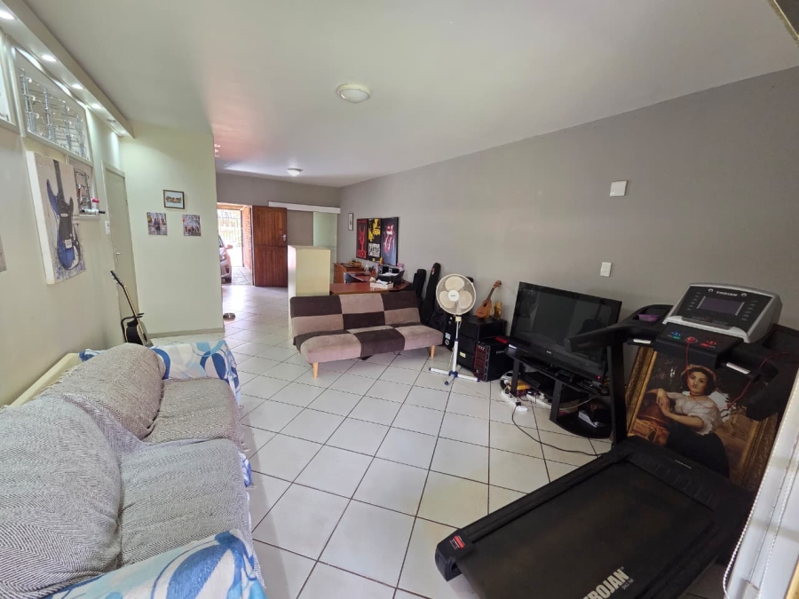 2 Bedroom Property for Sale in Sinoville Gauteng