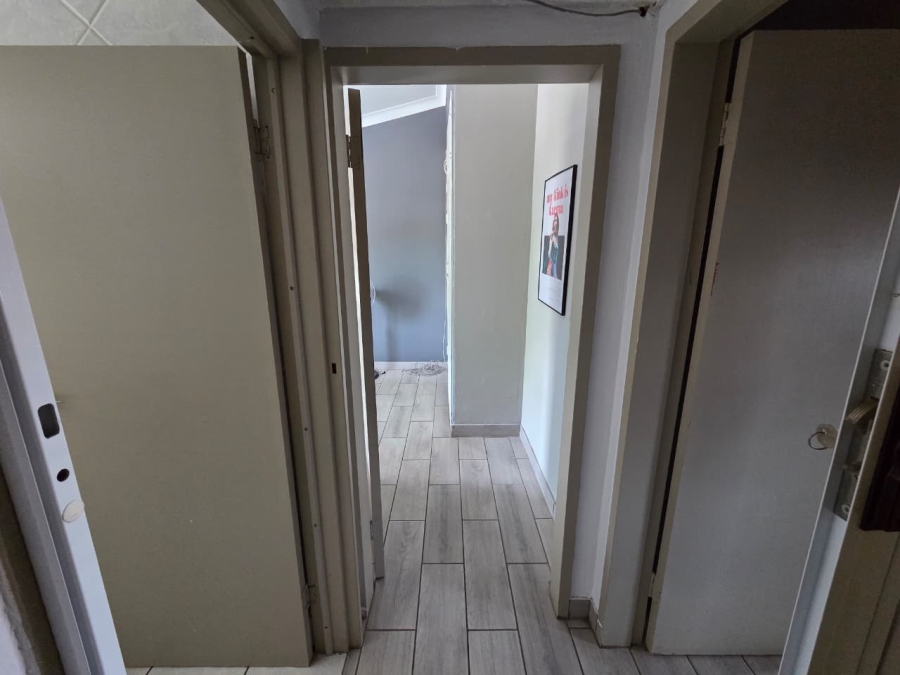 2 Bedroom Property for Sale in Sinoville Gauteng