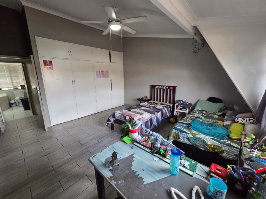 2 Bedroom Property for Sale in Sinoville Gauteng