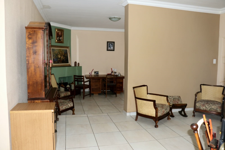 5 Bedroom Property for Sale in Rensburg Gauteng