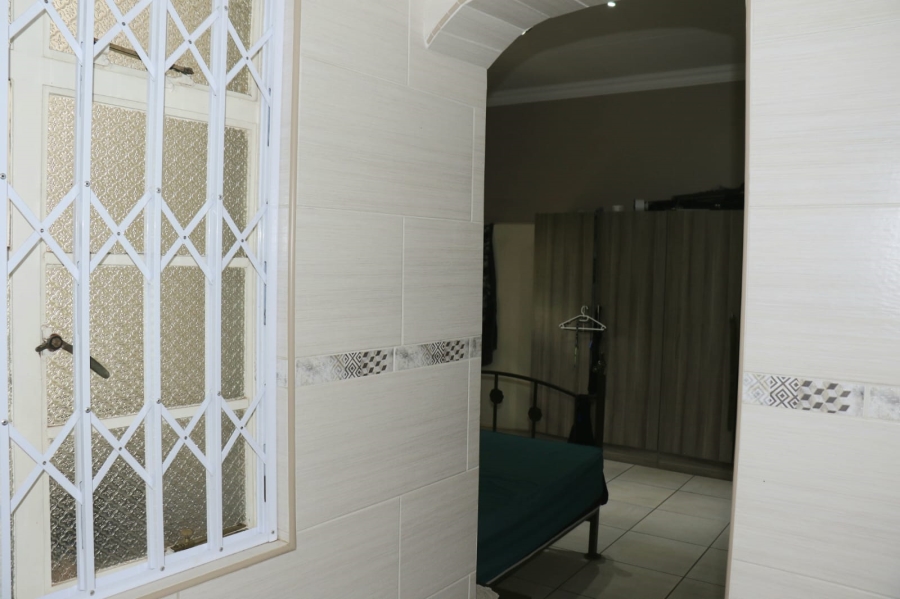 5 Bedroom Property for Sale in Rensburg Gauteng