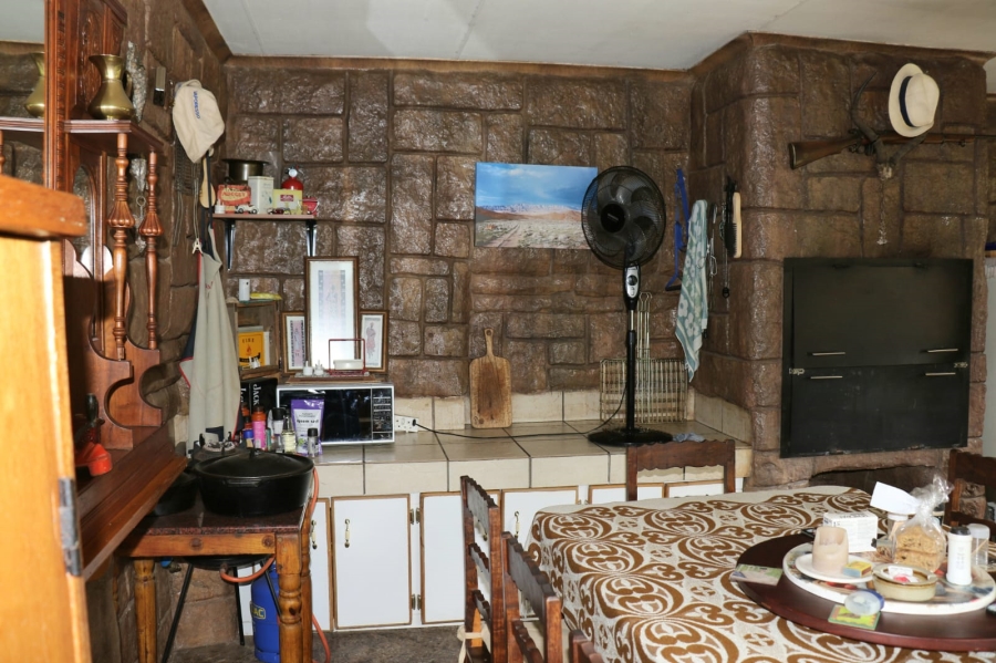 5 Bedroom Property for Sale in Rensburg Gauteng