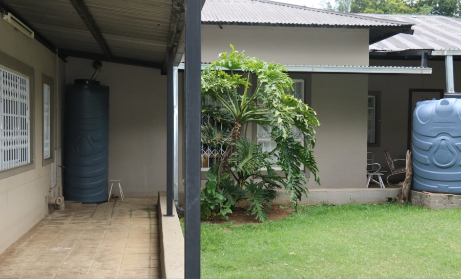 5 Bedroom Property for Sale in Rensburg Gauteng