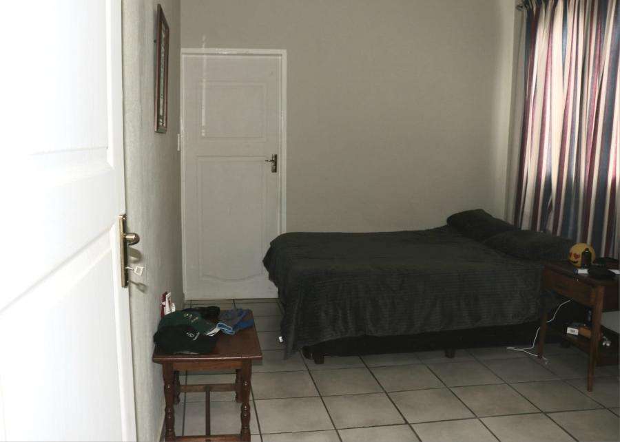 5 Bedroom Property for Sale in Rensburg Gauteng