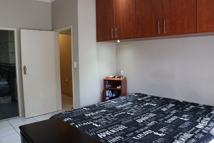 5 Bedroom Property for Sale in Rensburg Gauteng