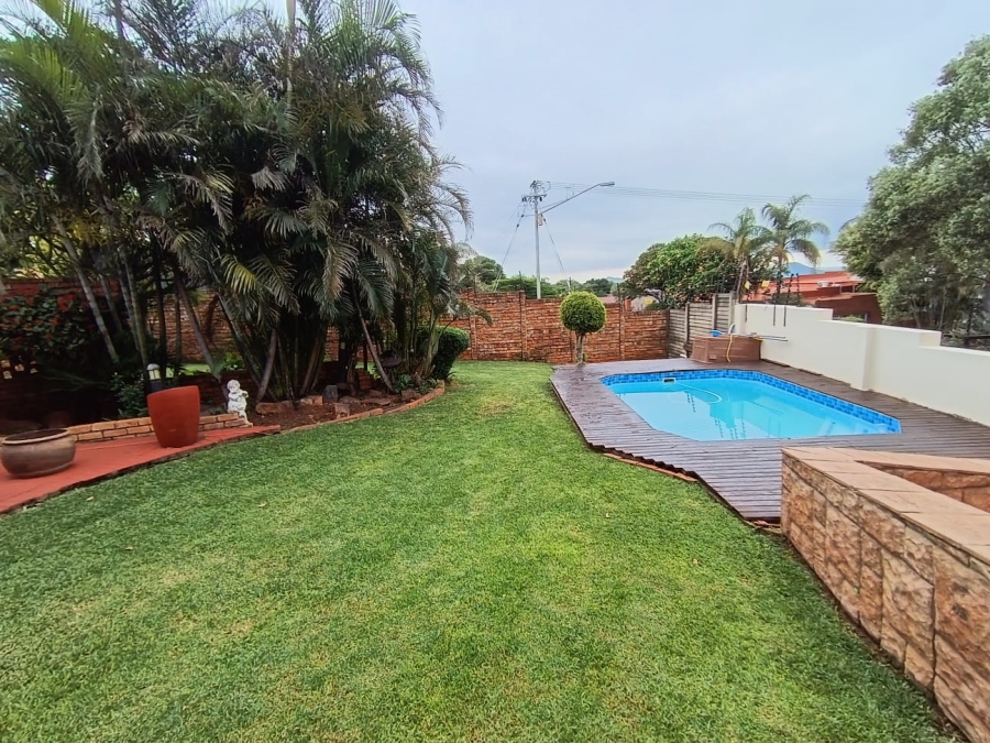 5 Bedroom Property for Sale in Wonderboom Gauteng