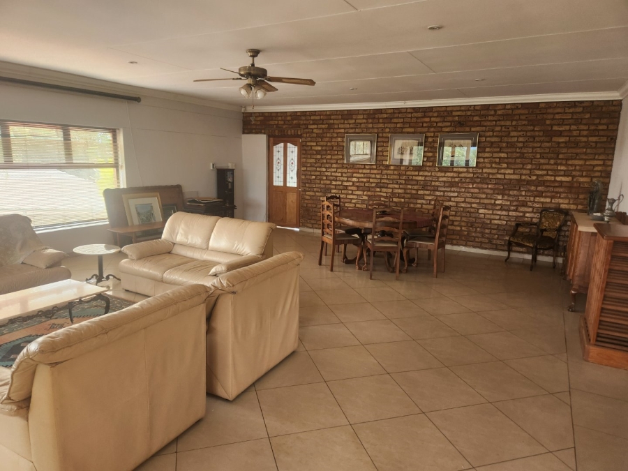 5 Bedroom Property for Sale in Wonderboom Gauteng