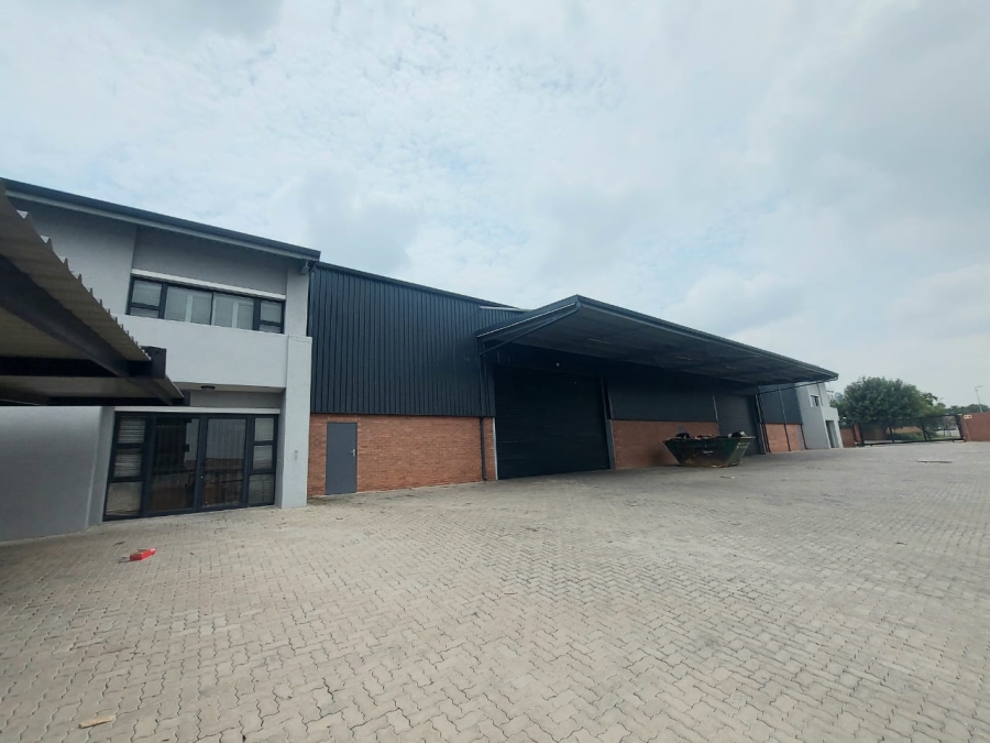 To Let commercial Property for Rent in Roodepoort Gauteng