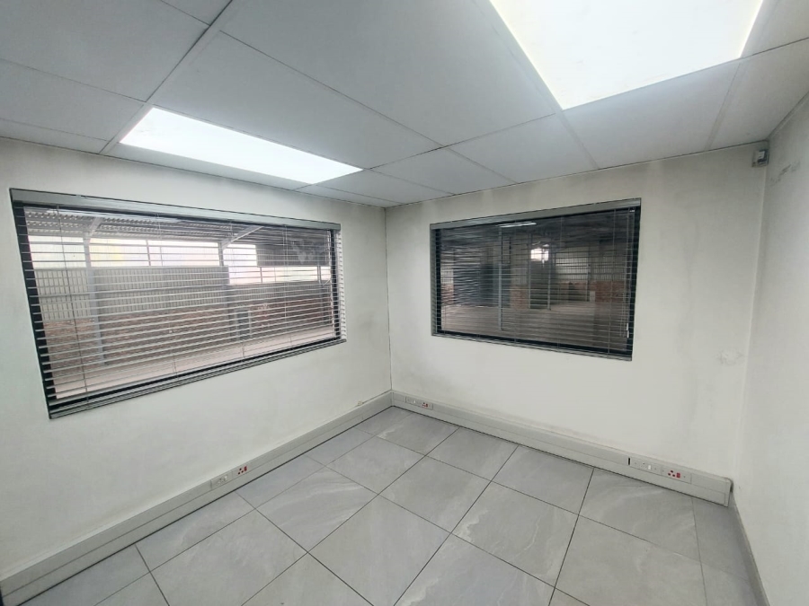 To Let commercial Property for Rent in Roodepoort Gauteng