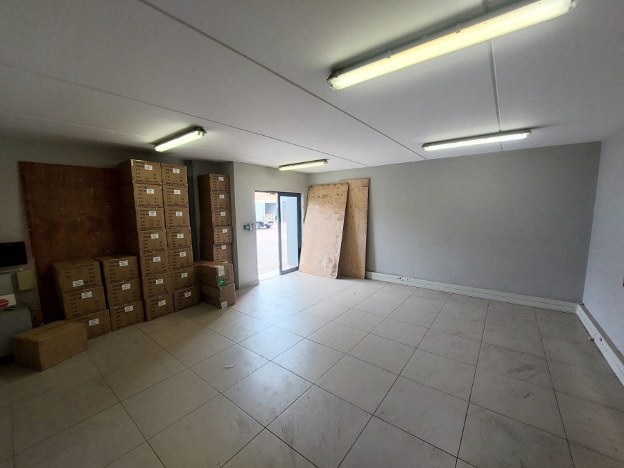 To Let commercial Property for Rent in Strijdom Park Gauteng
