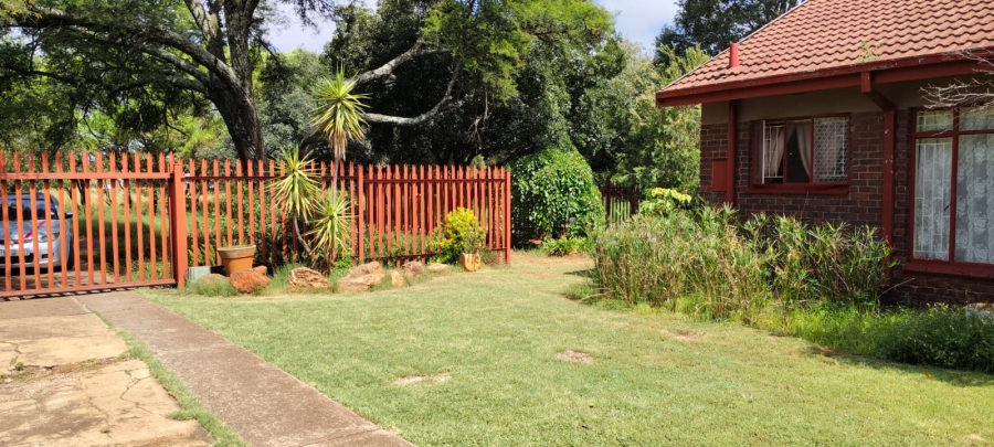 4 Bedroom Property for Sale in Carletonville Central Gauteng