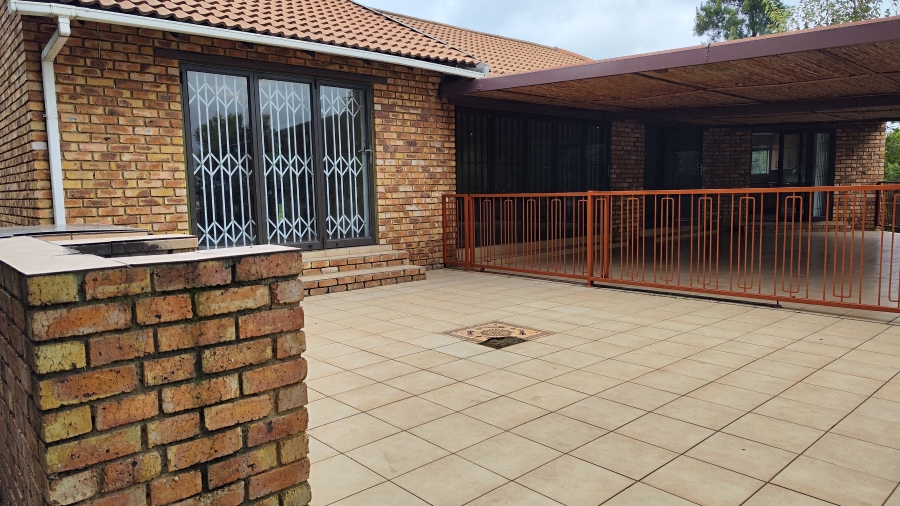To Let 3 Bedroom Property for Rent in President Park Gauteng
