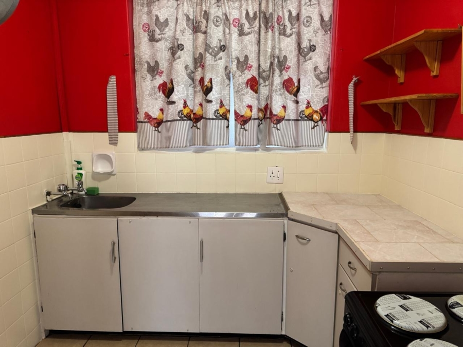 1 Bedroom Property for Sale in La Montagne Gauteng