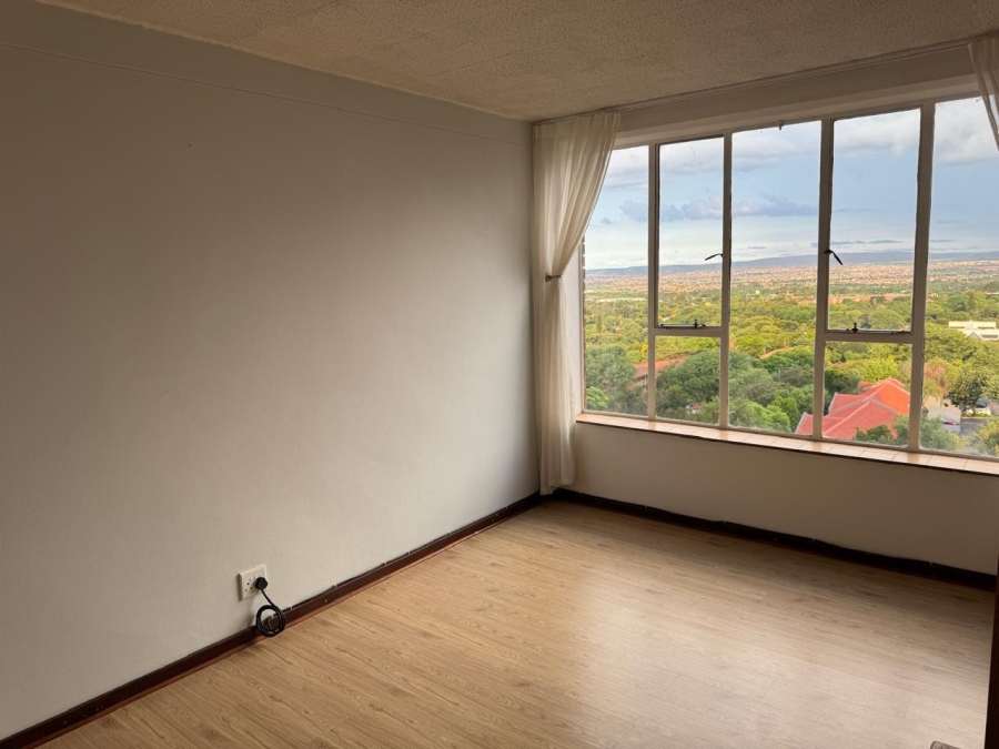 1 Bedroom Property for Sale in La Montagne Gauteng