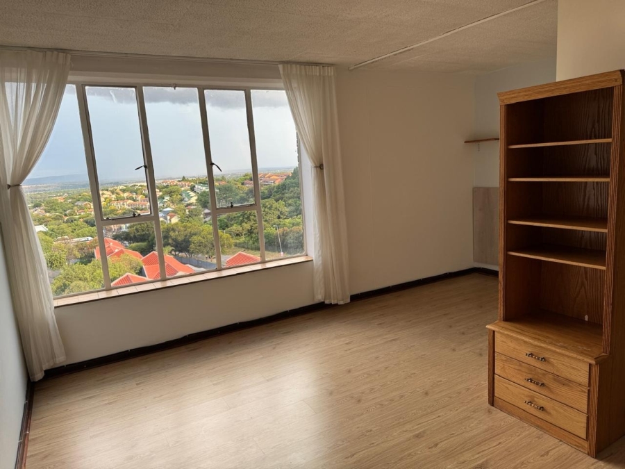 1 Bedroom Property for Sale in La Montagne Gauteng