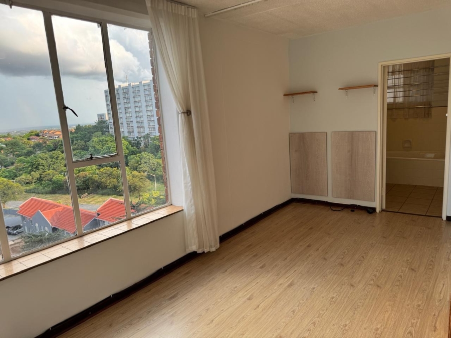 1 Bedroom Property for Sale in La Montagne Gauteng