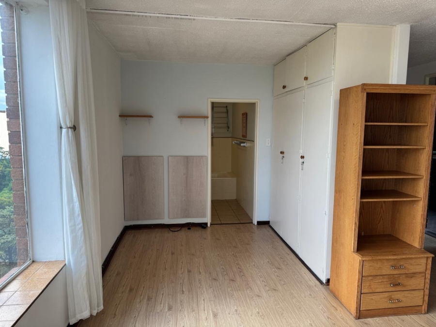 1 Bedroom Property for Sale in La Montagne Gauteng