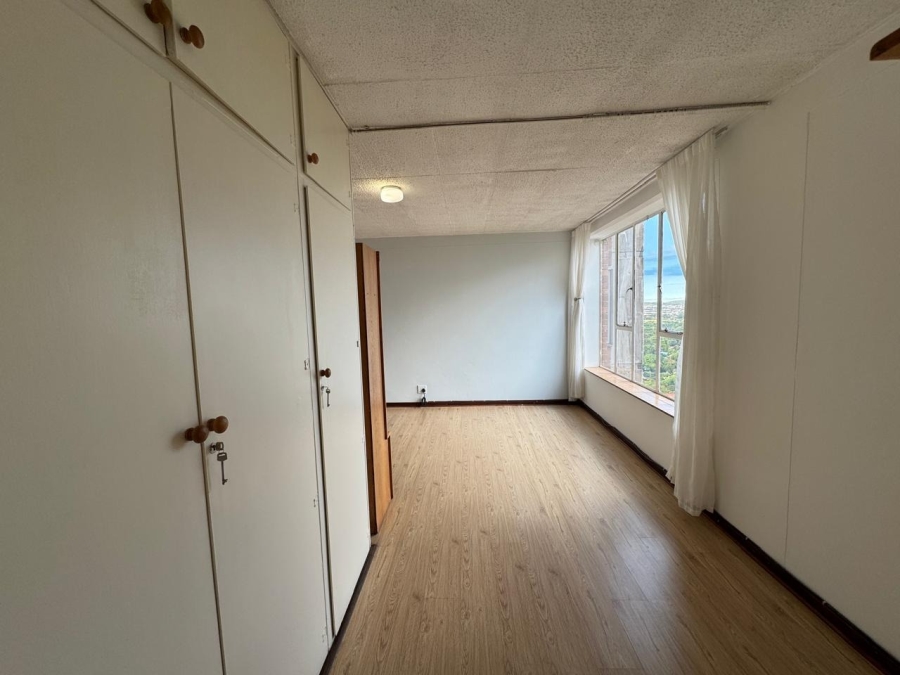 1 Bedroom Property for Sale in La Montagne Gauteng