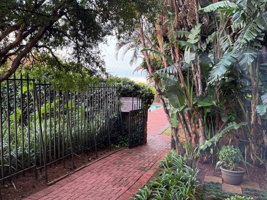 1 Bedroom Property for Sale in La Montagne Gauteng