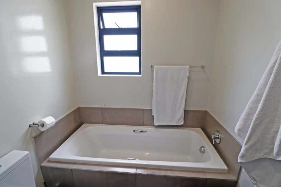 2 Bedroom Property for Sale in Bryanston Gauteng