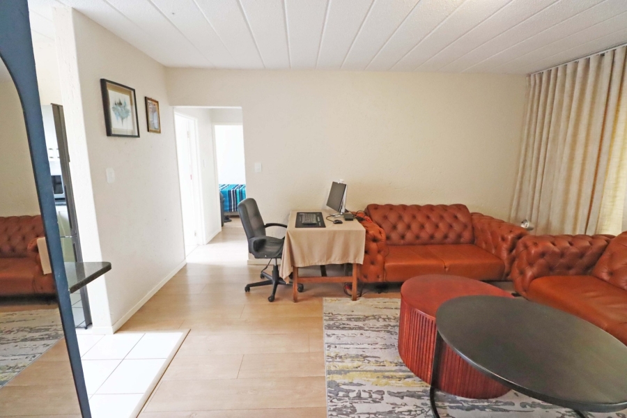 2 Bedroom Property for Sale in Bryanston Gauteng