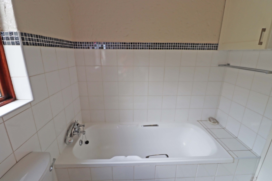 2 Bedroom Property for Sale in Bryanston Gauteng