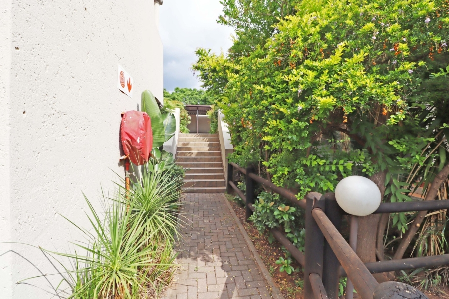 2 Bedroom Property for Sale in Bryanston Gauteng