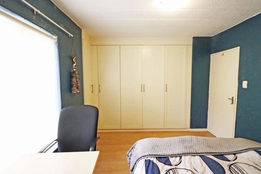 2 Bedroom Property for Sale in Bryanston Gauteng