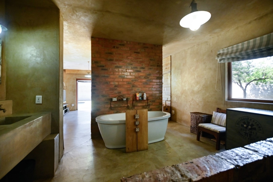 To Let 5 Bedroom Property for Rent in Sable Hills Gauteng