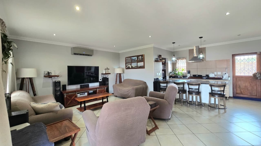 3 Bedroom Property for Sale in Monavoni Gauteng