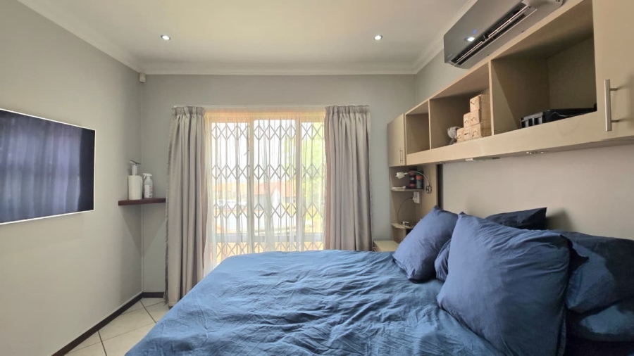 3 Bedroom Property for Sale in Monavoni Gauteng