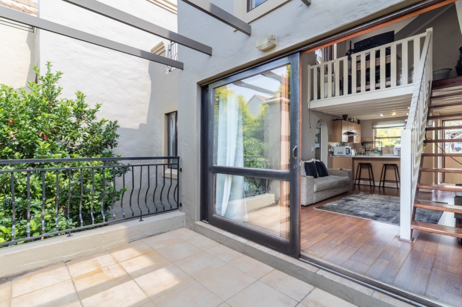 1 Bedroom Property for Sale in Lonehill Gauteng