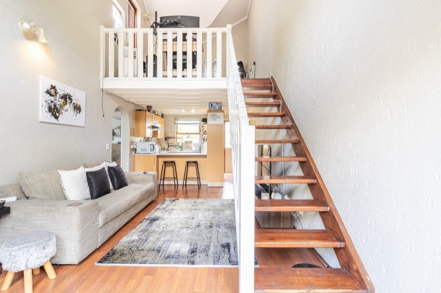 1 Bedroom Property for Sale in Lonehill Gauteng