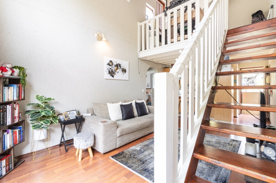 1 Bedroom Property for Sale in Lonehill Gauteng