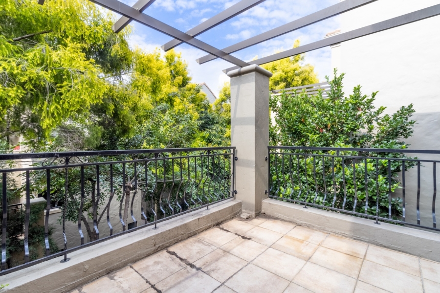 1 Bedroom Property for Sale in Lonehill Gauteng