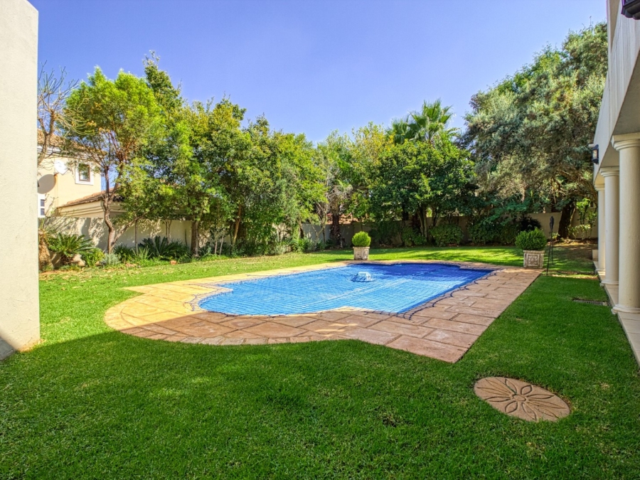 To Let 5 Bedroom Property for Rent in Dainfern Golf Estate Gauteng