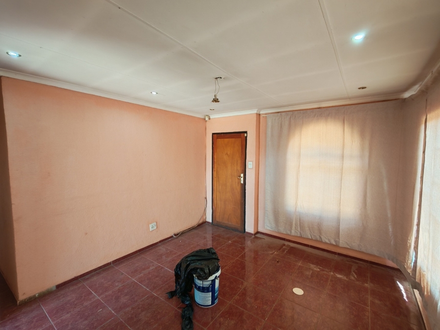 To Let 3 Bedroom Property for Rent in Palm Ridge Gauteng